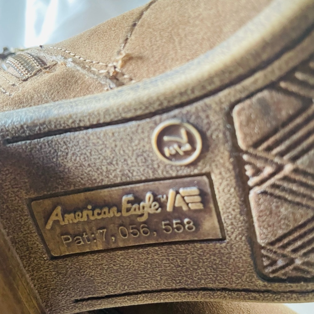 American Eagle boots size 7 1/2 women’s